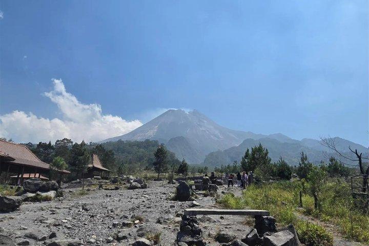 Tour panoramico in jeep del vulcano Merapi con pick-up