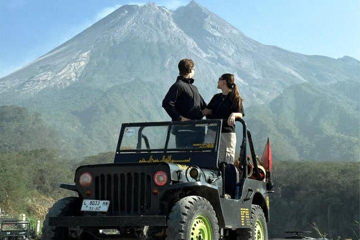 Tour panoramico in jeep del vulcano Merapi con pick-up