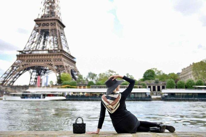エッフェル塔でのプライベートプロフェッショナル写真撮影