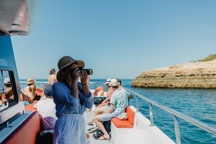 Albufeira: Benagil Caves and Coastline Cruise