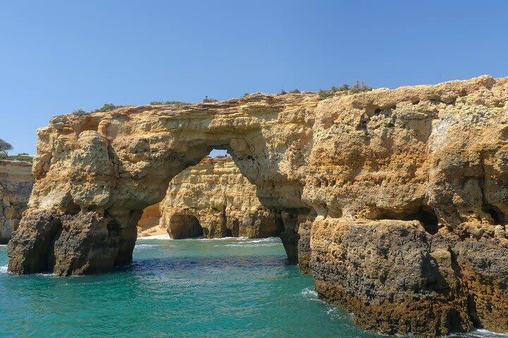 Albufeira: Benagil Caves and Coastline Cruise