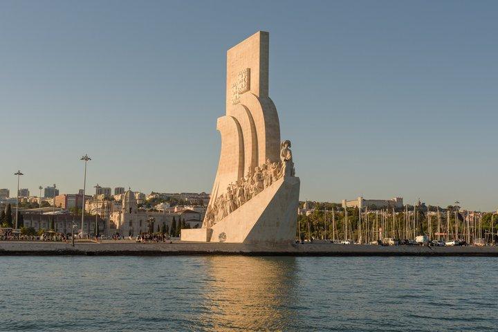 Lisbon Sunset Sail with Wine & Tapas