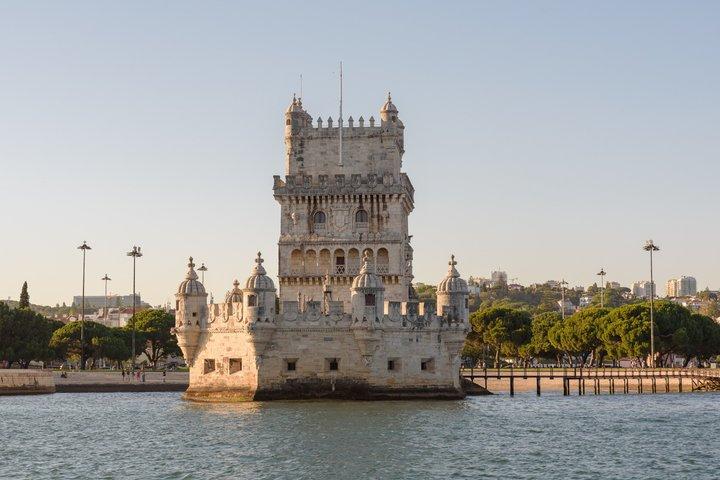 Lisbon Sunset Sail with Wine & Tapas