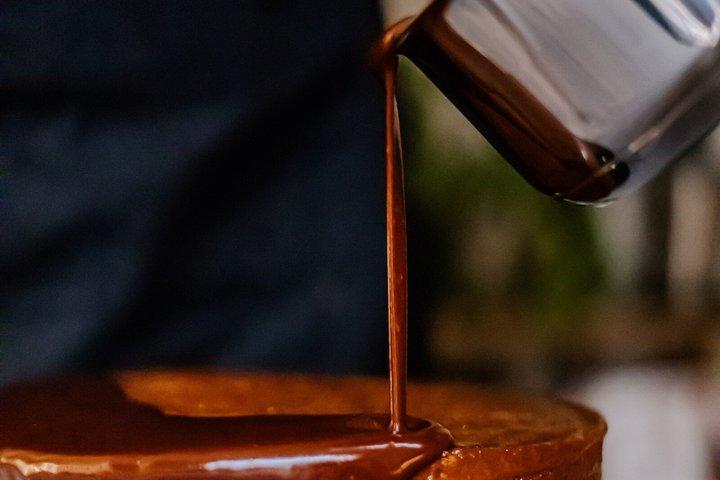 ウィーンのザッハトルテ 焼菓子とカフェ文化ワークショップ