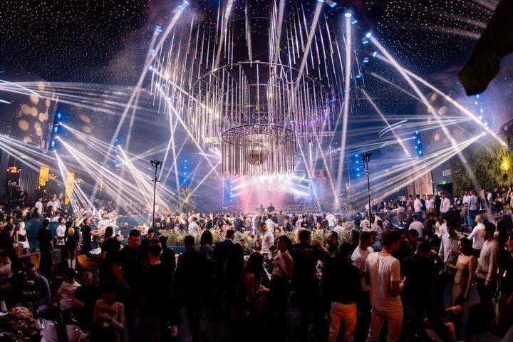 Immersive Nightlife Experience at FACE Club Bucharest