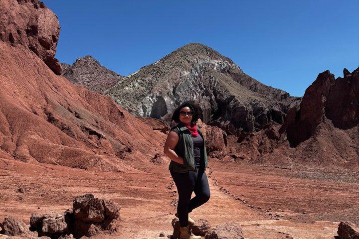 Excursion to Rainbow Valley and Hierbas Buenas Petroglyphs