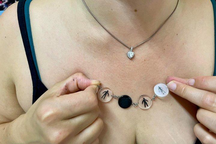ミラノで開催されるプレキシガラスジュエリー制作ワークショップ