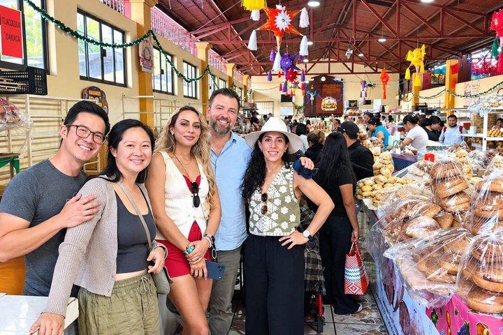 Sunday Tlacolula Market & Family Mezcal Palenque in Oaxaca
