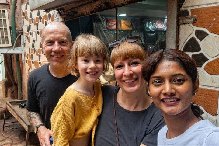 Tour del quartiere dormitorio educativo di Dharavi con opzione Dhobighat