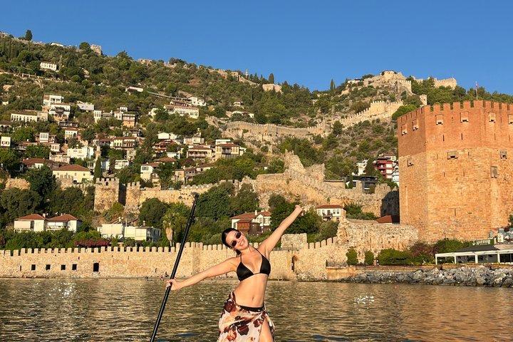 Soluppgångs-SUP-tur i Alanya