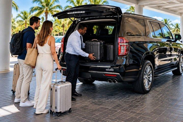 プンタカナ空港からミケス&プラヤ・エスメラルダへの送迎