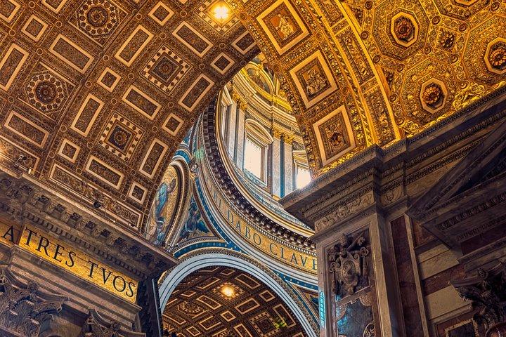 St. Peter's Basilica & Dome Discovery Experience with Audio Guide