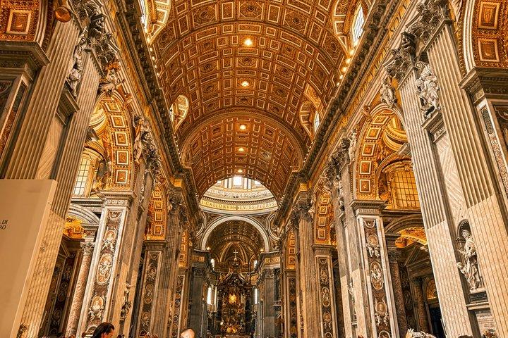 St. Peter's Basilica & Dome Discovery Experience with Audio Guide
