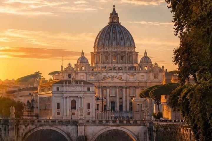St. Peter's Basilica & Dome Discovery Experience with Audio Guide