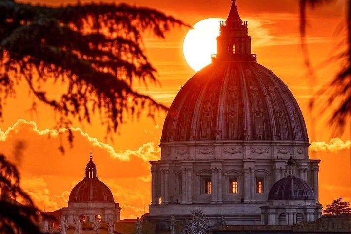 St. Peter's Basilica & Dome Discovery Experience with Audio Guide