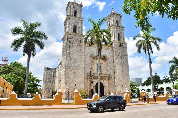 Chichen Itza + 2 Cenotes e Tour por Valladolid a partir de Cancún