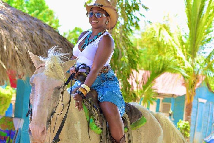Reiten in Punta Cana & Stranderlebnis in Macau