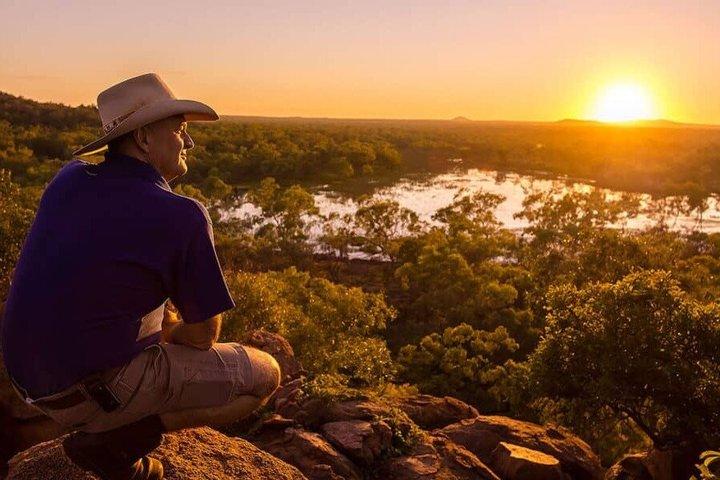 4-Day Undara, Cobbold Gorge and Outback Tour from Cairns