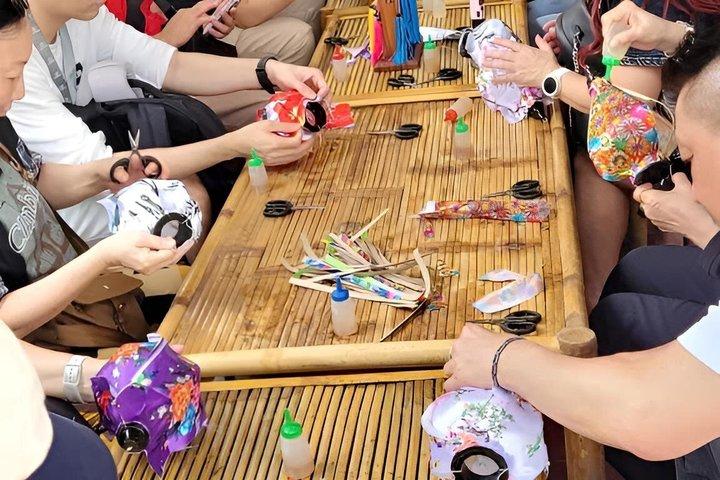 ホイアンのランタン作りとカムタンのボート体験