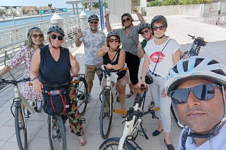 Tour in bicicletta elettrica a Dubai