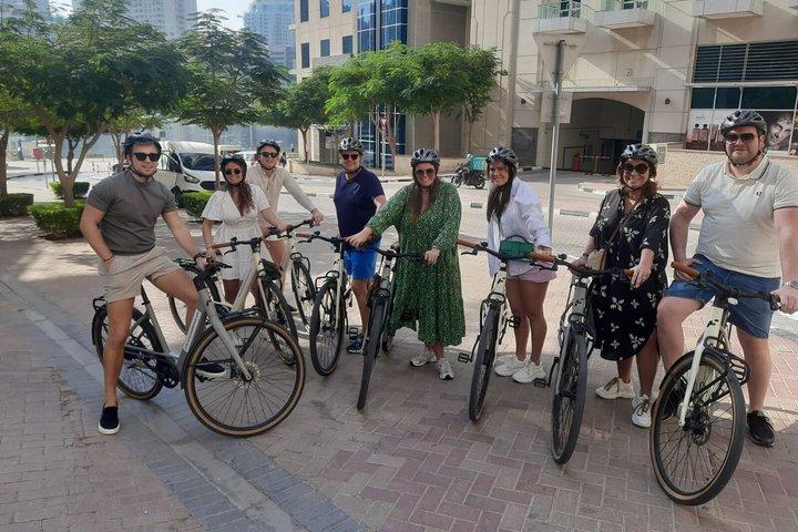 Tour in bicicletta elettrica a Dubai