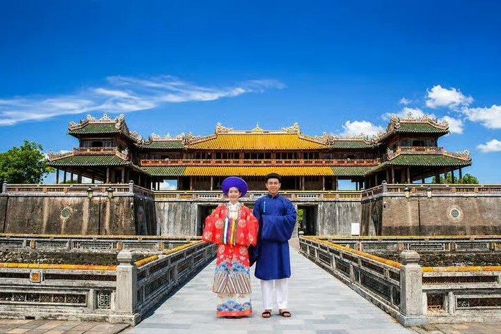 プライベート・ヒュー皇城ツアー：王墓、塔、城塞訪問