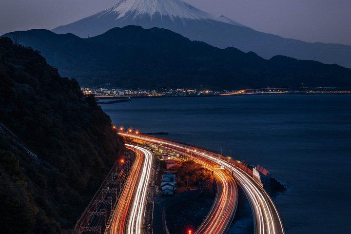東京発富士山プライベートツアー（英語対応ドライバー付き）