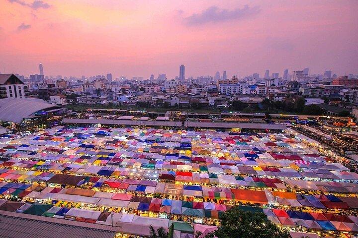 Bangkok 2 Dages Privat Tur til Templer og Flydende Markeder