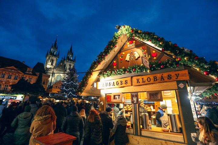 プラハでのクリスマスマーケット写真撮影を地元カメラマンと