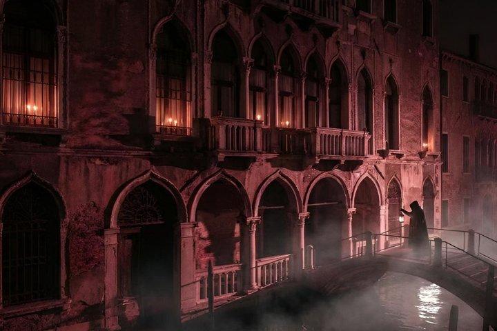 ベニスのハロウィン・ゴーストツアー：ボートで巡るラグーンの伝説