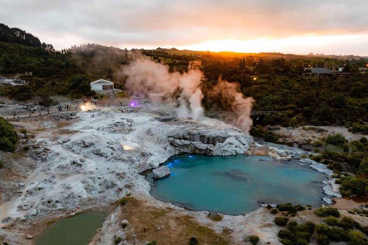 テプア・ロトルア地熱谷キウィ＆マオリ文化チケット