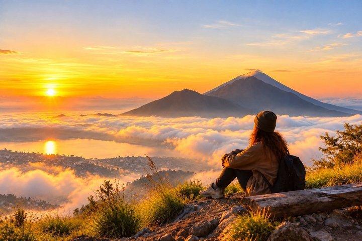 Mount Batur Solopgangstur og Naturlig Varm Kilde