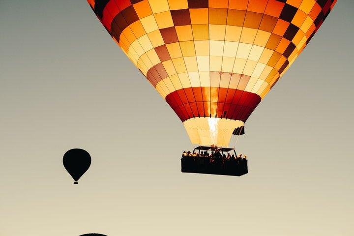 Marrakech Hot Air Balloon with Berber Breakfast and Certificate