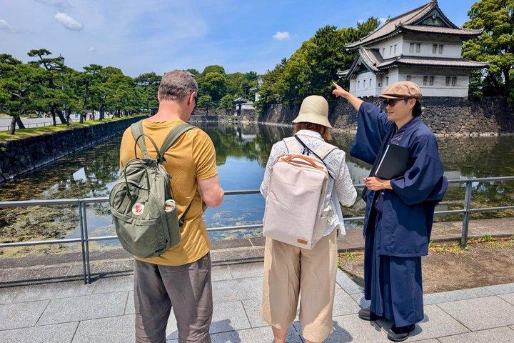 東京：皇居と将軍物語散歩