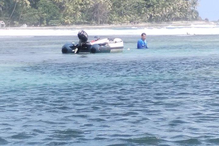 カリブ海の真ん中、天然プール付きのマミー島プライベート ツアー