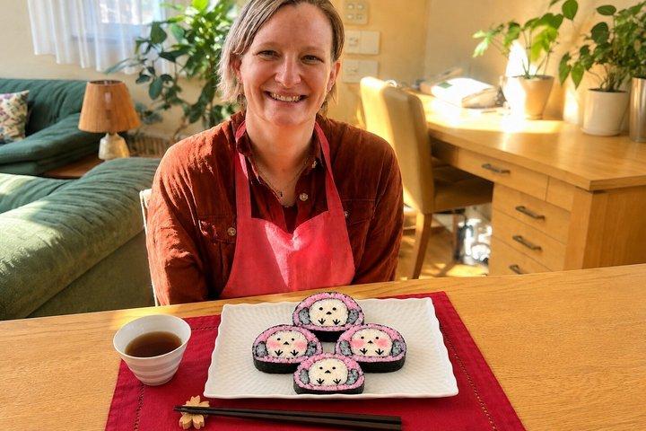 Private Sushi Making Class and Matcha Experience near Sapporo