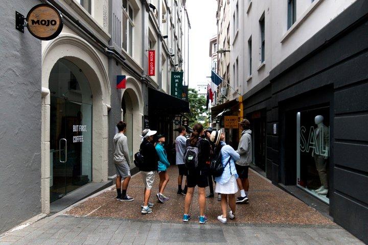 Auckland Small-Group Walking Tour with Treats
