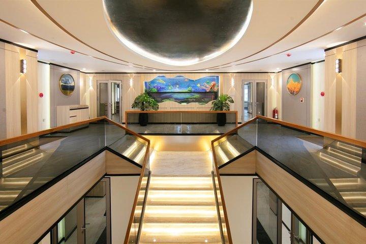 シーオクトパス・プレジデント - VIPデイクルーズでハロン湾を訪問