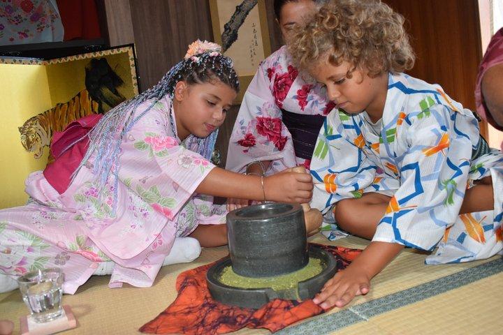 京都：完全プライベート茶道、書道、着物体験