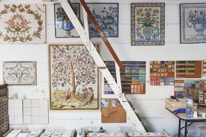 Private Azeitão Wine Tour from Lisbon: 2 Wineries & Tile Factory