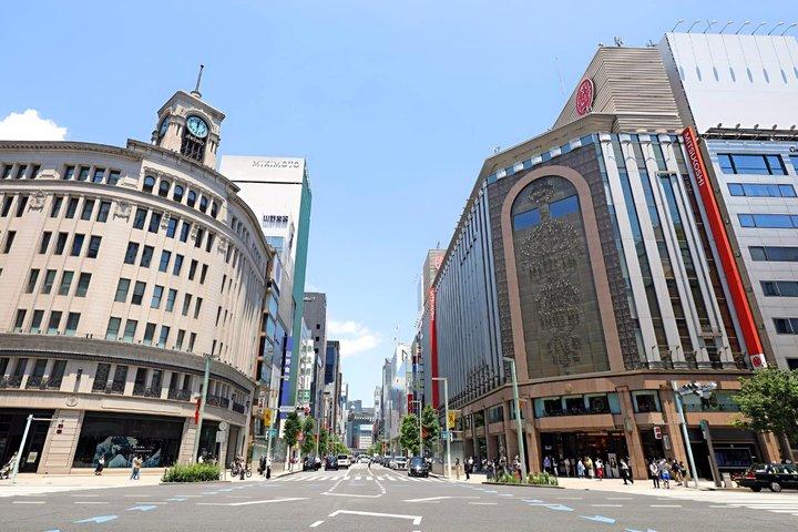 銀座パーソナルスタイリストによるプロのバイヤーとのショッピングツアー