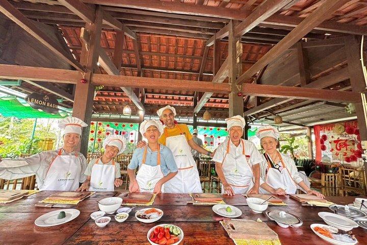 プライベートトラケ有機農園、市場とサイクリング料理教室