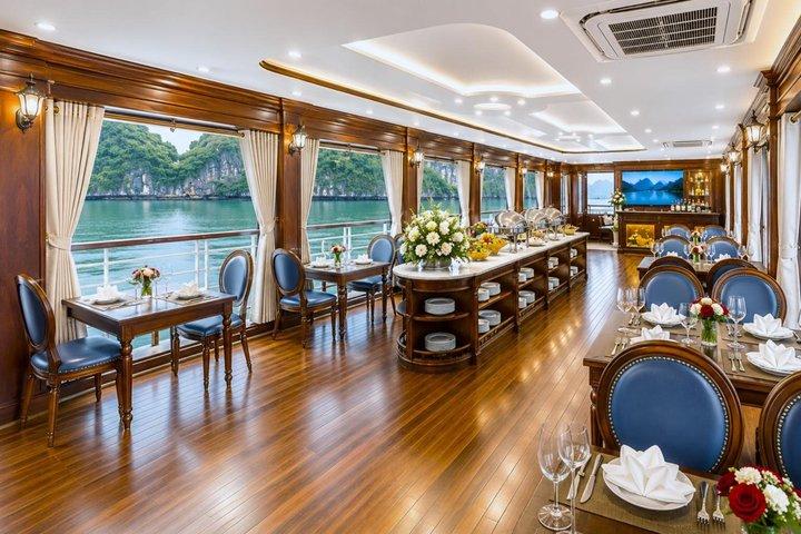 ハノイ発：ハロン湾ラグジュアリー日帰りクルーズ：ランチ＆洞窟、カヤック、水泳