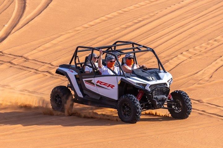 ポラリス 1000CC バギー 04 人乗り、ラクダ乗りとサンドスキー付き