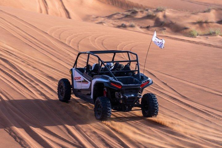 ポラリス 1000CC バギー 4 人乗り、ラクダ乗りとサンドスキー付き