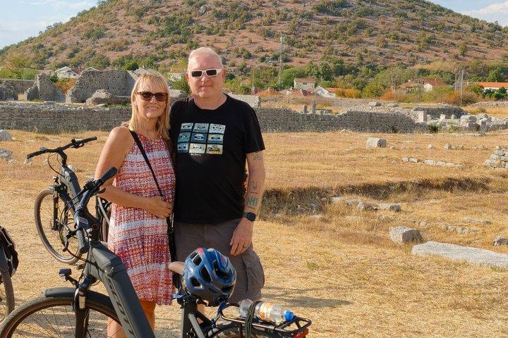 Podgorica by E-bike: Communist, Modern, Ottoman & Royal