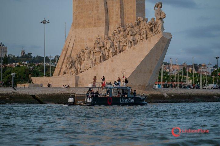 Lisbon Small Group Boat Tour with Drinks