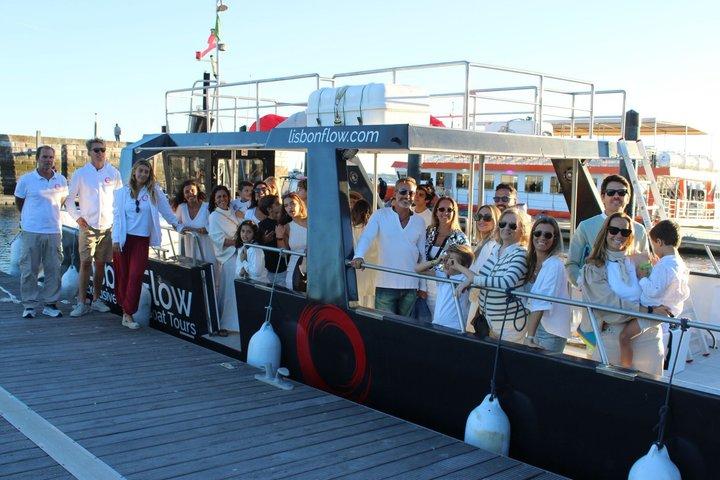 Lisbon Small Group Boat Tour with Drinks