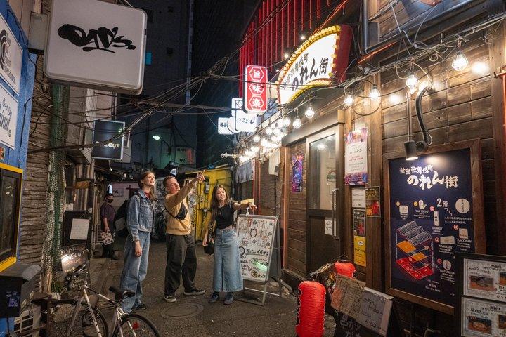東京:プライベート新宿ナイトライフ&裏通りウォーキングツアー