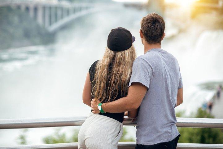 Private Niagara Falls and Winery Tour from Toronto